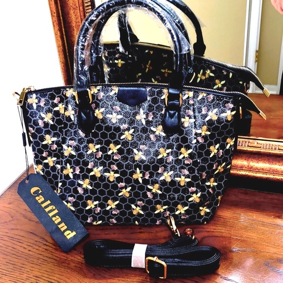 New Calfland “Bee Design”, Women’s crossbody or handle purse. - Picture 3 of 16